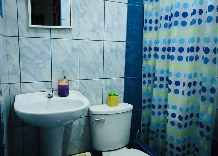 House Explorer Apartment