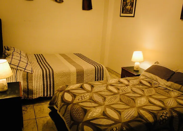 House Explorer Apartment *